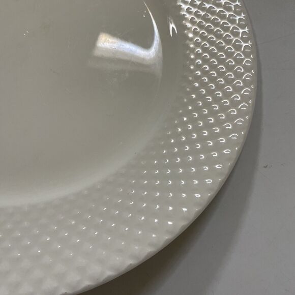 Mikasa Bone China Huntington Set of 4 Salad Plates 8 1/4" White Dishes - Picture 3 of 10